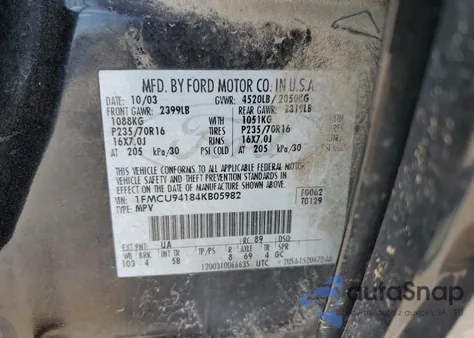 2004 Ford Escape Limited z USA, uszkodzony, nr VIN 1FMCU94184KB05982